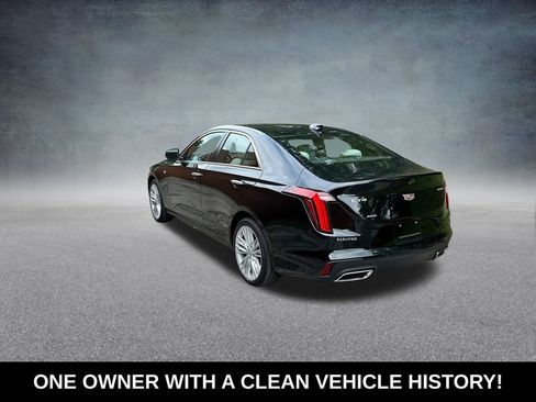 Used 2025 Cadillac CT4 Premium Luxury image 6
