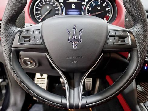 Used 2022 Maserati Levante Modena S AWD/4WD image 16