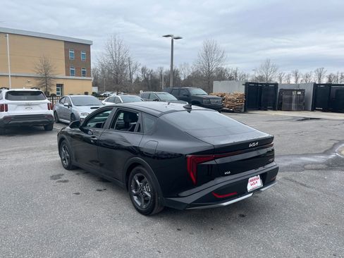 Used 2025 Kia K4 LXS image 16