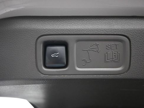 Used 2024 Lincoln Navigator L Reserve AWD/4WD image 34