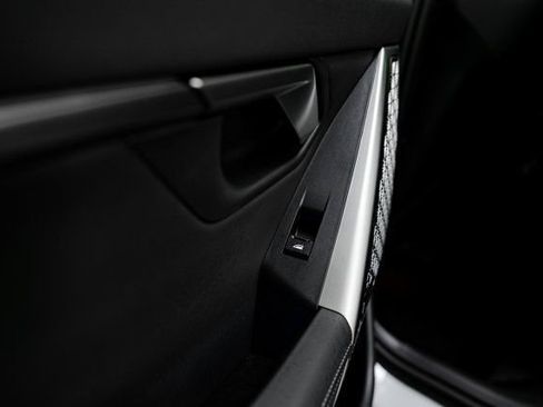 Used 2025 BMW M5 w/ Carbon Package AWD/4WD image 25