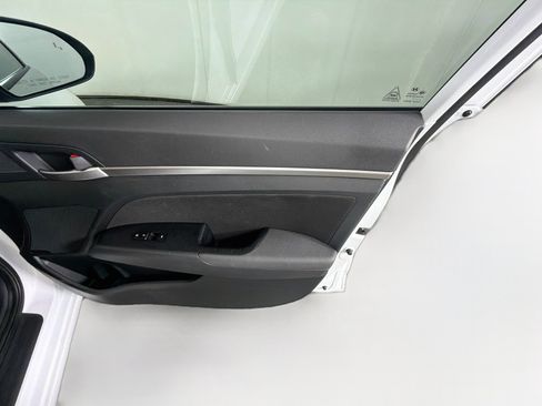 Used 2020 Hyundai Elantra SEL w/ Cargo Package (C1) FWD image 28