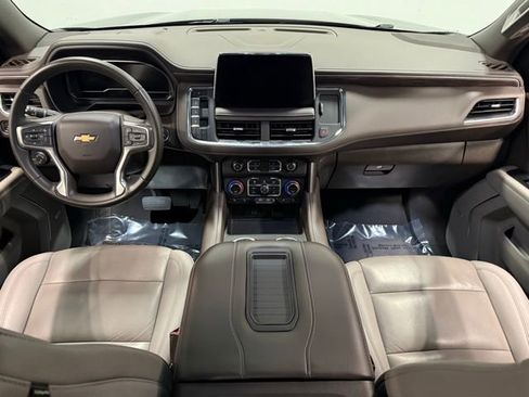 Used 2024 Chevrolet Suburban LT image 37
