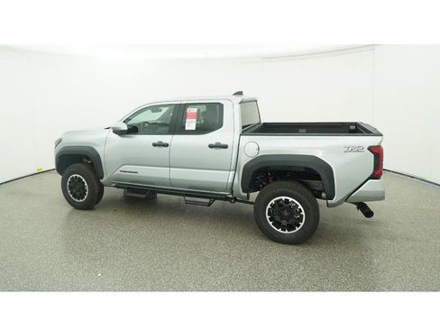 New 2026 Toyota Tacoma TRD Off-Road image 4
