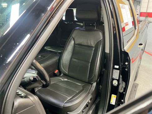 Used 2019 GMC Sierra 1500 Denali w/ Denali Ultimate Package image 20