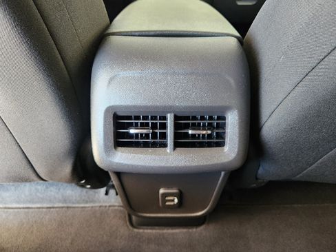 Used 2024 Chevrolet Equinox LT AWD/4WD image 33