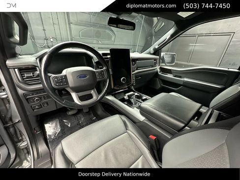 Used 2022 Ford F150 Lightning Lariat w/ Tow Technology Package image 17