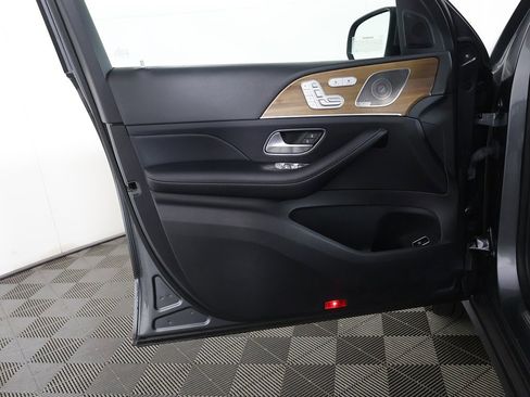 Used 2021 Mercedes-Benz GLE 350 4MATIC image 26