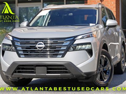 Used 2024 Nissan Rogue SV w/ SV Premium Package