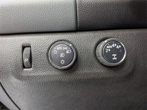 Used 2019 Chevrolet Colorado Z71 image 14