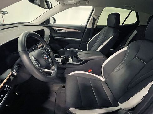 Used 2025 Buick Envision Sport Touring image 3