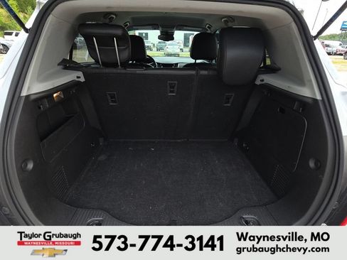 Used 2019 Chevrolet Trax LT w/ LT Convenience Package FWD image 15