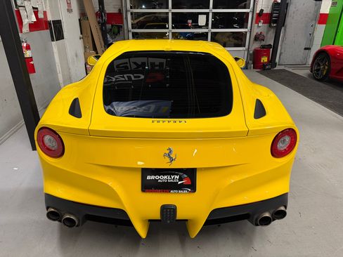 Used 2015 Ferrari F12 Berlinetta Coupe image 14