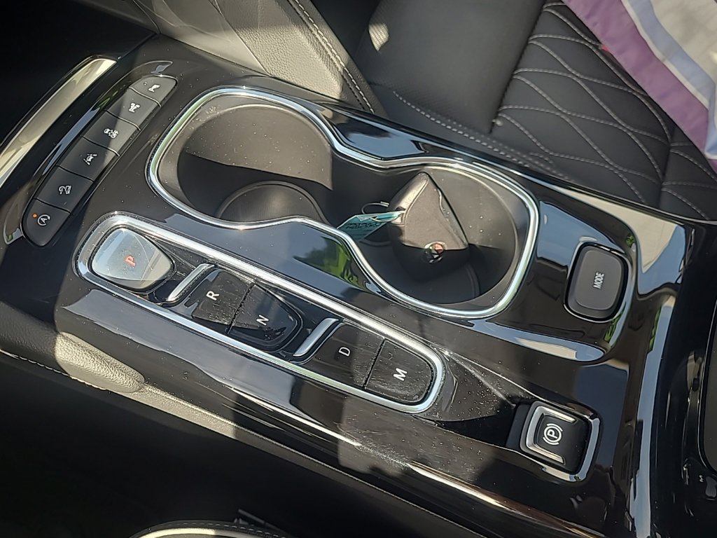 Used 2023 Buick Envision Avenir AWD/4WD image 26