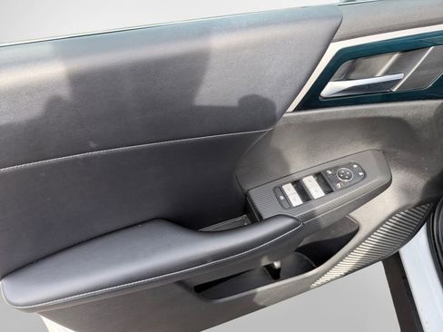 Used 2022 Mitsubishi Outlander SE image 14