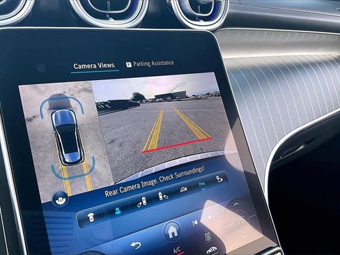 Used 2023 Mercedes-Benz GLC 300 4MATIC image 23