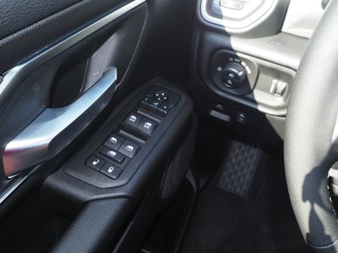 New 2026 RAM 1500 Lone Star image 32