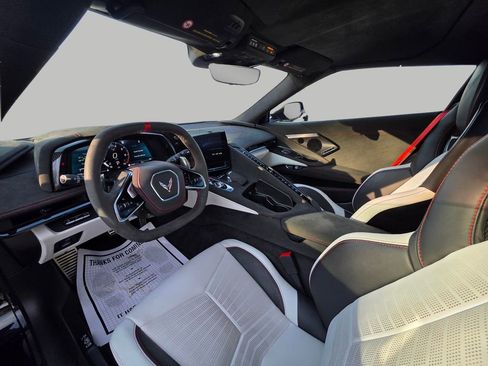 Used 2023 Chevrolet Corvette Stingray Premium Conv image 18