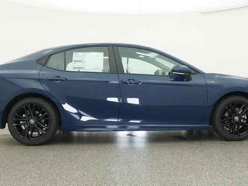 New 2026 Toyota Camry SE FWD image 27