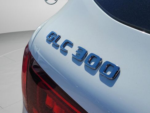 Certified 2022 Mercedes-Benz GLC 300 GLC 300 image 6