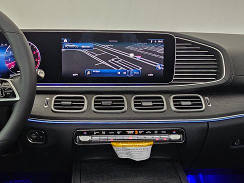 New 2026 Mercedes-Benz GLE 450 4MATIC Coupe image 28