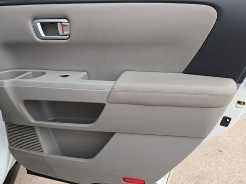 Used 2015 Honda Pilot EX-L image 25