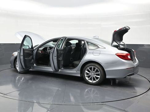 Used 2022 Honda Accord LX image 31