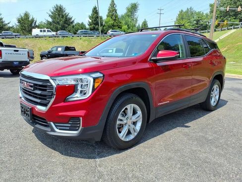 Used 2024 GMC Terrain SLE w/ Driver Convenience Package AWD/4WD image 7