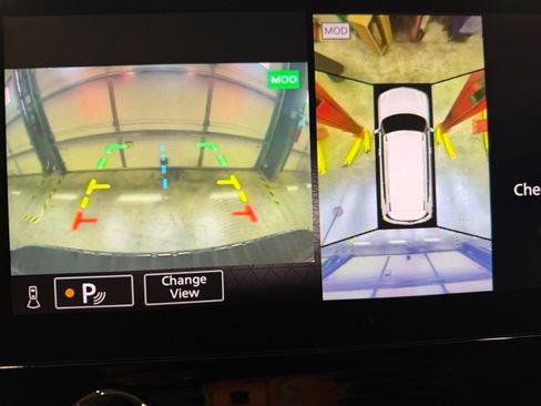 Used 2021 Nissan Armada SL image 17