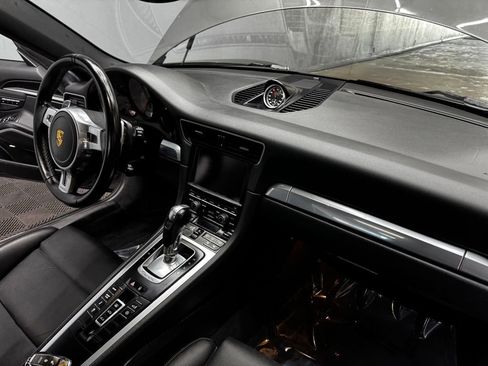 Used 2016 Porsche 911 Carrera S RWD image 40