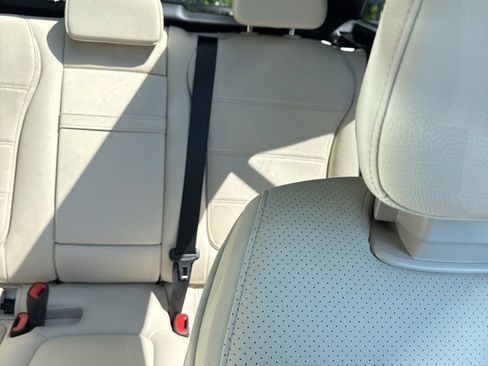 Certified 2026 Mercedes-Benz GLC 300 image 10