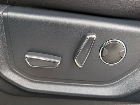 Used 2021 Ford Expedition Limited image 16