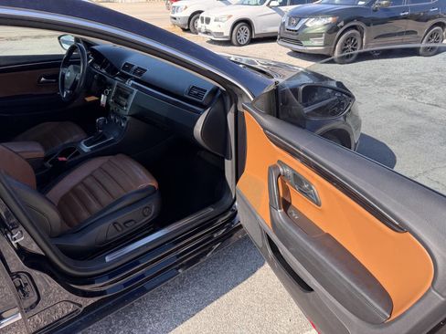 Used 2014 Volkswagen CC Executive image 17
