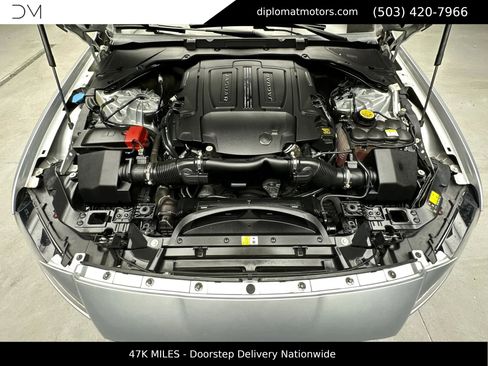 Used 2018 Jaguar XF S RWD image 46