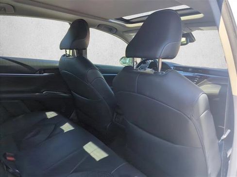 Used 2019 Toyota Camry XSE image 25