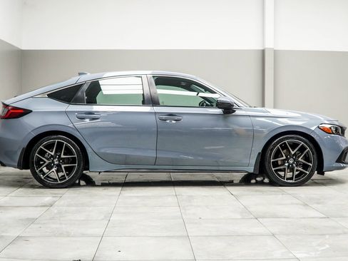 Used 2022 Honda Civic Sport Touring image 6