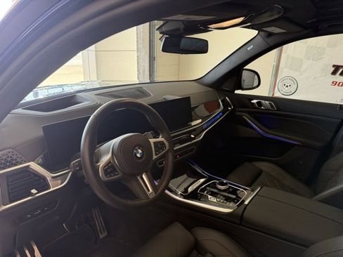 Used 2025 BMW X5 M60i w/ Executive Package image 13
