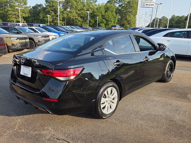 Used 2025 Nissan Sentra S FWD image 11