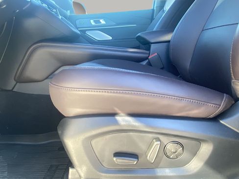 New 2026 Ford Explorer Platinum RWD image 20