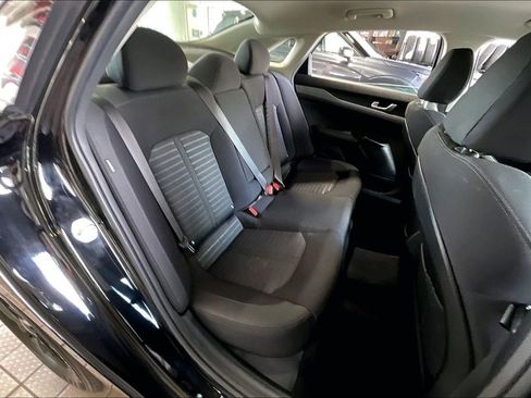 Used 2025 Kia K5 LXS FWD image 15