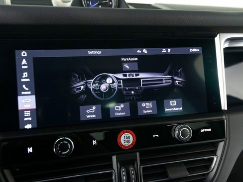 New 2026 Porsche Macan AWD/4WD image 25