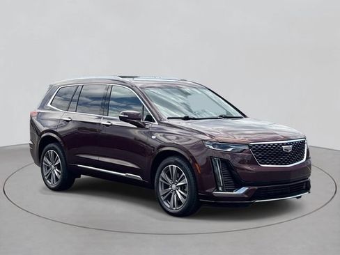 Used 2022 Cadillac XT6 Premium Luxury w/ LPO, Floor Liner Package AWD/4WD image 6