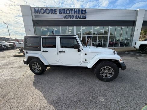 Used 2014 Jeep Wrangler Freedom Edition image 1