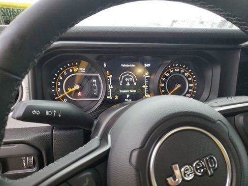 New 2026 Jeep Gladiator Sport AWD/4WD image 10