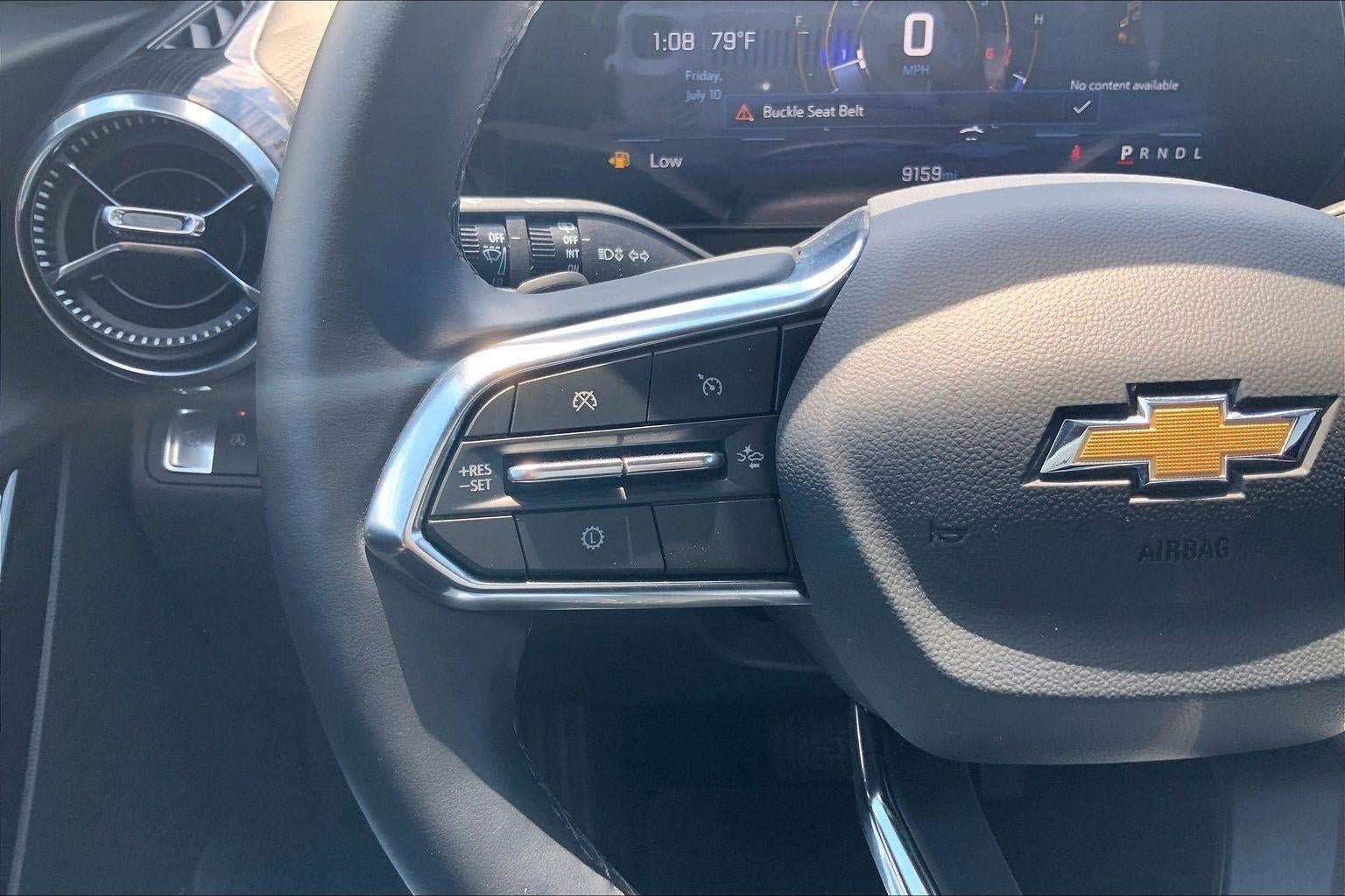 Used 2026 Chevrolet Equinox LT FWD image 17