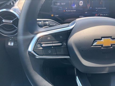 Used 2026 Chevrolet Equinox LT FWD image 17