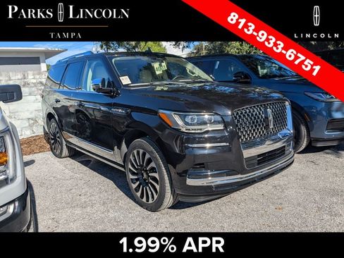 Used 2024 Lincoln Navigator Black Label AWD/4WD image 4
