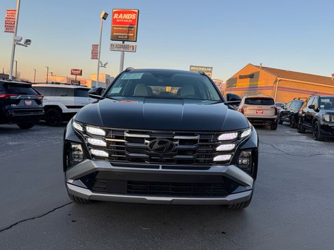 Used 2025 Hyundai Tucson Limited image 9