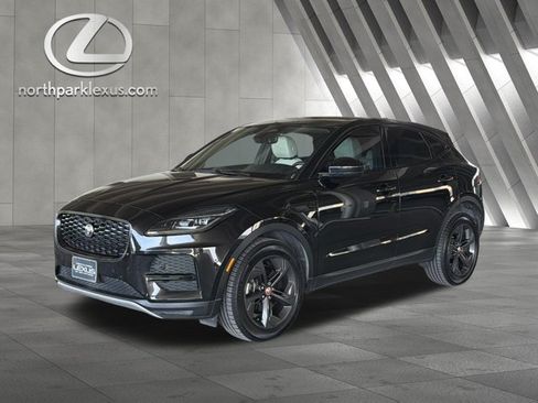 Used 2022 Jaguar E-PACE SE AWD/4WD image 3