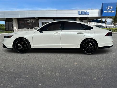 Used 2025 Honda Accord Sport image 6